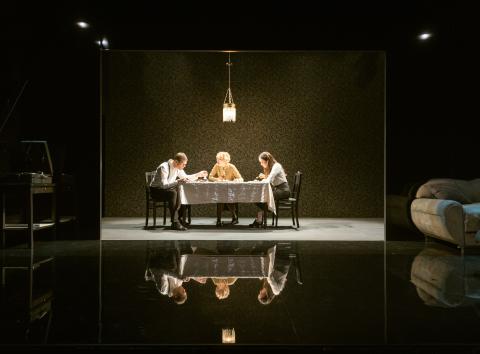 Jääb ära lavastuse „Klaasist loomaaed” tänaõhtune etendus