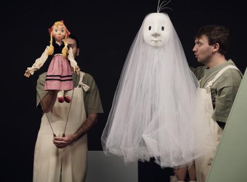 Katri Pekri uuslavastus „Teatrinukkude salamaailm” viib vaataja nukuteatrikunsti telgitagustesse