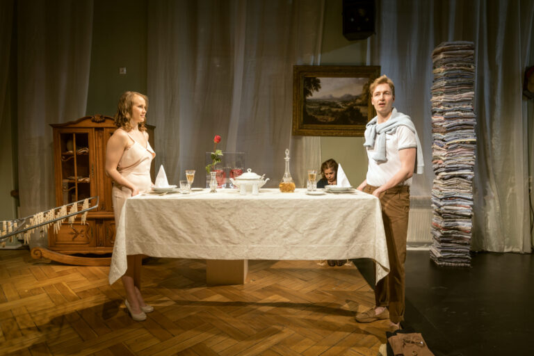 _2021-06_noorsooteater_teisestoas2_1750_fotosiimvahur