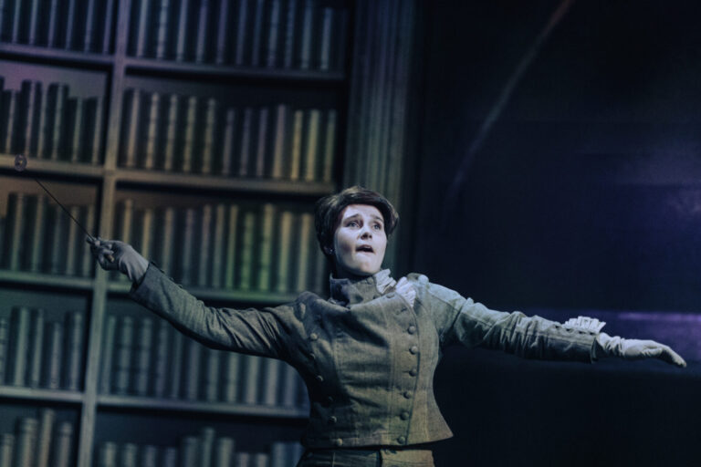 Alice from Wonderland. Photo by Gabriela Urm