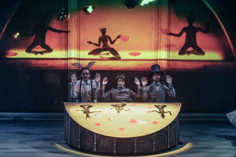 Alice from Wonderland. Photo by Siim Vahur