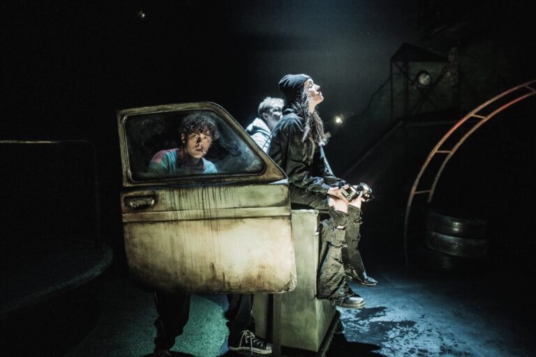 "Miks me varastasime auto". Foto: Gabriela Urm